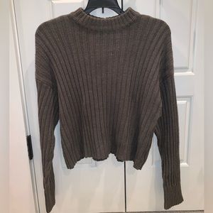 AE Cropped Long Sleeve Sweater